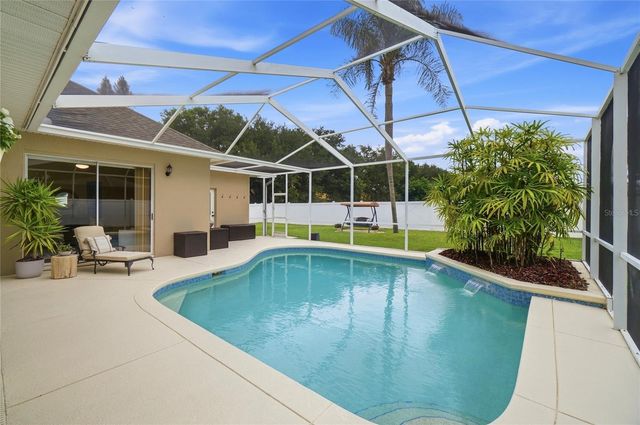 335 RUBY LAKE LOOP, Winter Haven, FL 33884