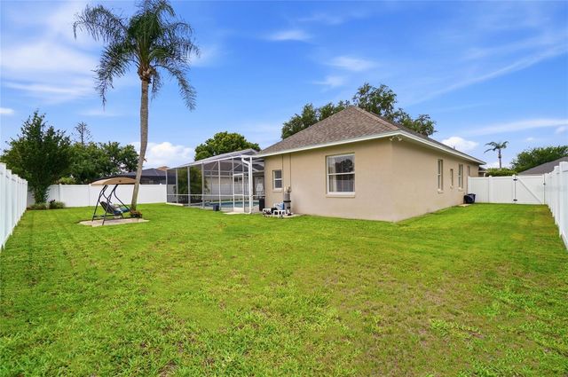 335 RUBY LAKE LOOP, Winter Haven, FL 33884
