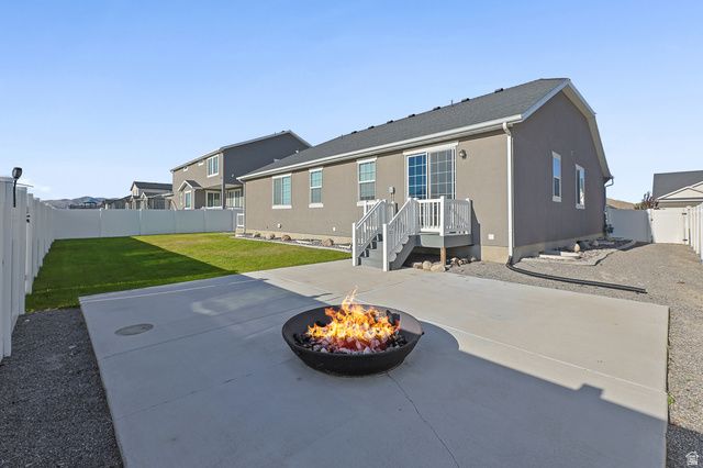 6085 N SHEPS RIDGE RD, Eagle Mountain, UT 84005