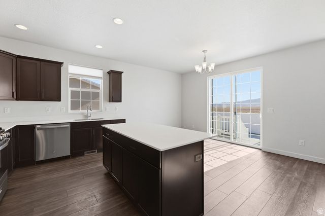 6085 N SHEPS RIDGE RD, Eagle Mountain, UT 84005