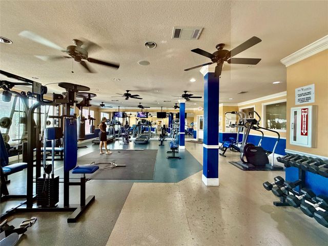 1711 Old Spanish Trail 407, Houston, TX 77054
