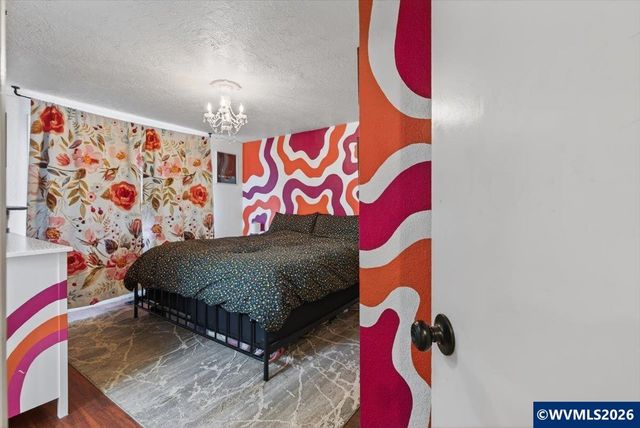 990 Hazel St, Aumsville, OR 97325