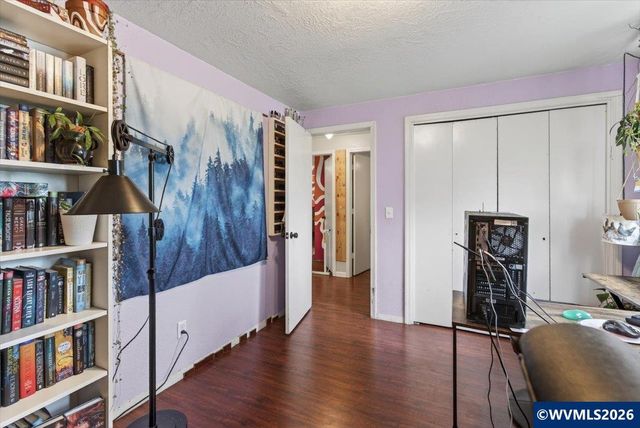 990 Hazel St, Aumsville, OR 97325