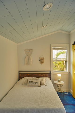 611 S Palmway, Lake Worth Beach, FL 33460