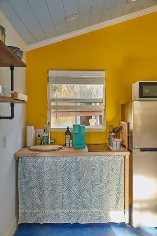 611 S Palmway, Lake Worth Beach, FL 33460