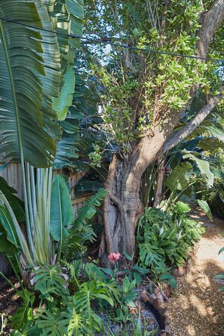 611 S Palmway, Lake Worth Beach, FL 33460