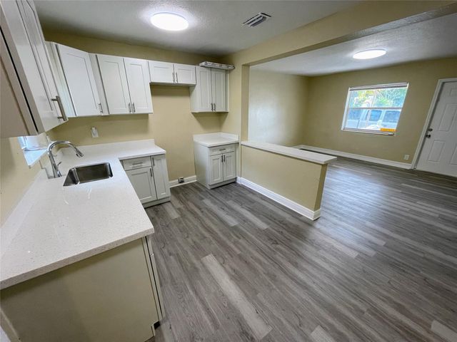 1647 NW 11th Pl, Fort Lauderdale, FL 33311