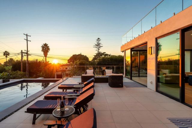 1605 Burgundy Rd, Encinitas, CA 92024