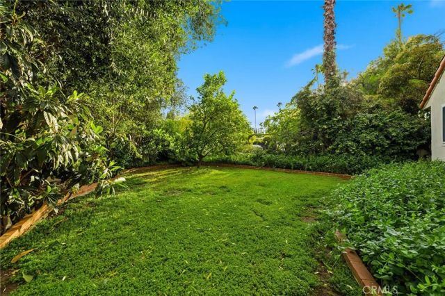 5220 Collier Place, Woodland Hills, CA 91364