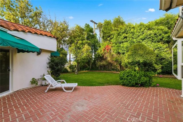 5220 Collier Place, Woodland Hills, CA 91364