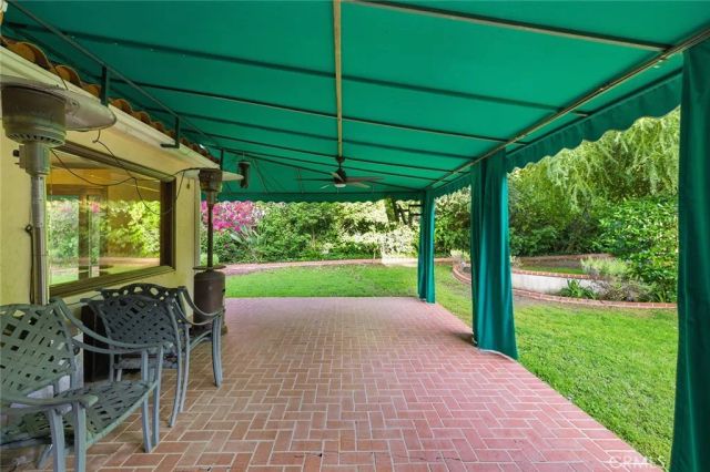 5220 Collier Place, Woodland Hills, CA 91364