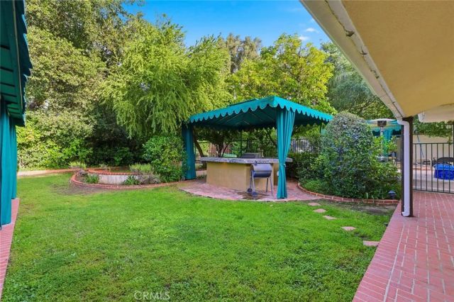 5220 Collier Place, Woodland Hills, CA 91364