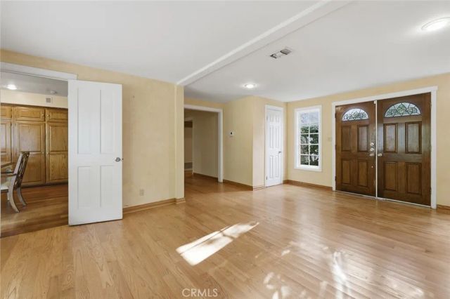 5220 Collier Place, Woodland Hills, CA 91364