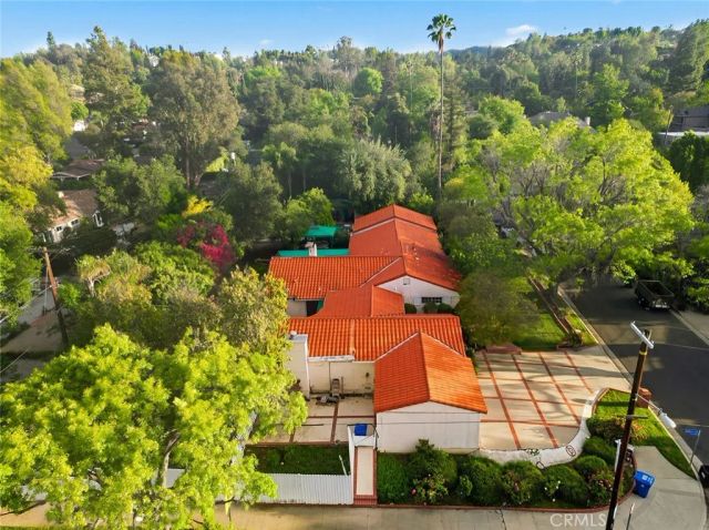 5220 Collier Place, Woodland Hills, CA 91364