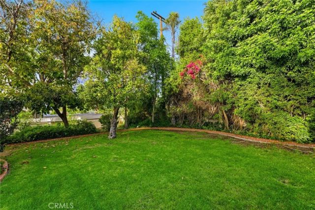 5220 Collier Place, Woodland Hills, CA 91364