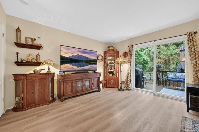 426 Genesee Court, Suffern, NY 10901
