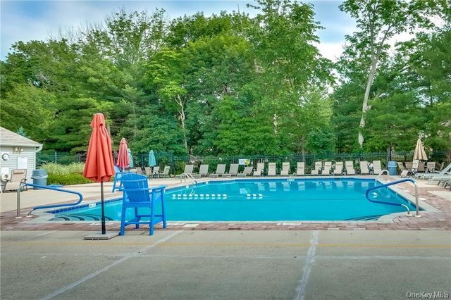 426 Genesee Court, Suffern, NY 10901