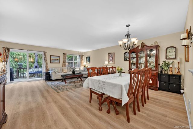 426 Genesee Court, Suffern, NY 10901