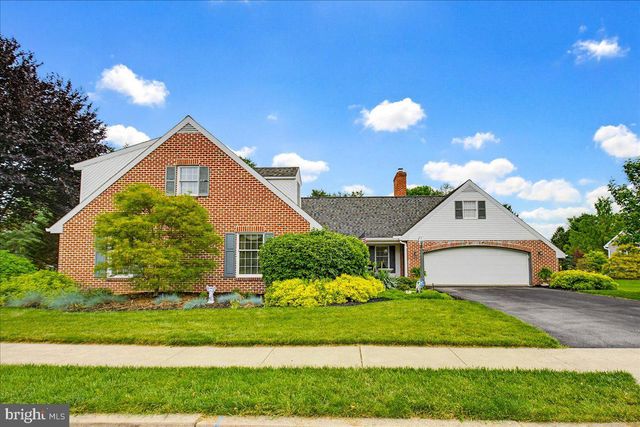 175 N LINDEN ST, Manheim, PA 17545