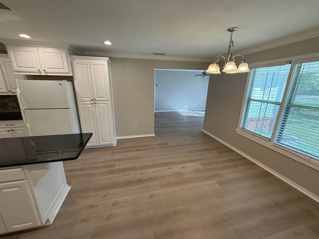 1313 Silver Falls Road, Longview, TX 75604