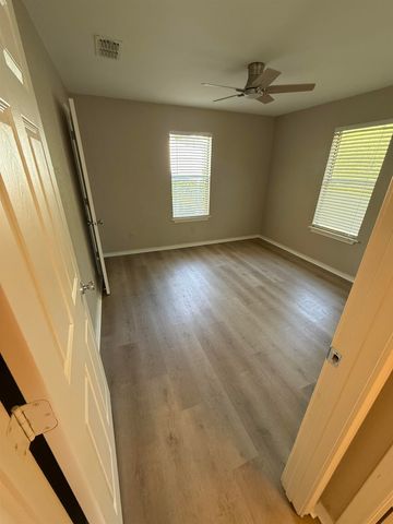 1313 Silver Falls Road, Longview, TX 75604