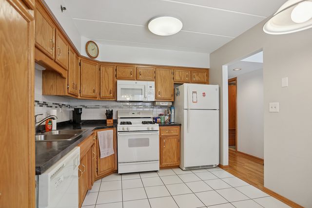 10238 Southwest Highway 1B, Chicago Ridge, IL 60415
