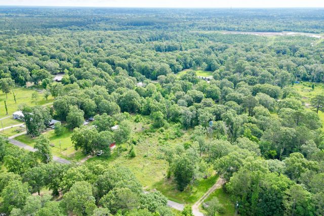 664 County Road 2146, Cleveland, TX 77327
