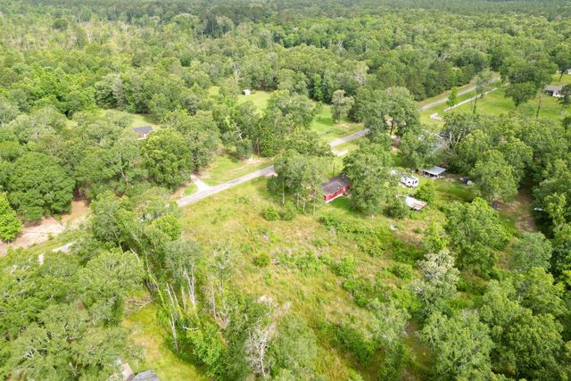 664 County Road 2146, Cleveland, TX 77327