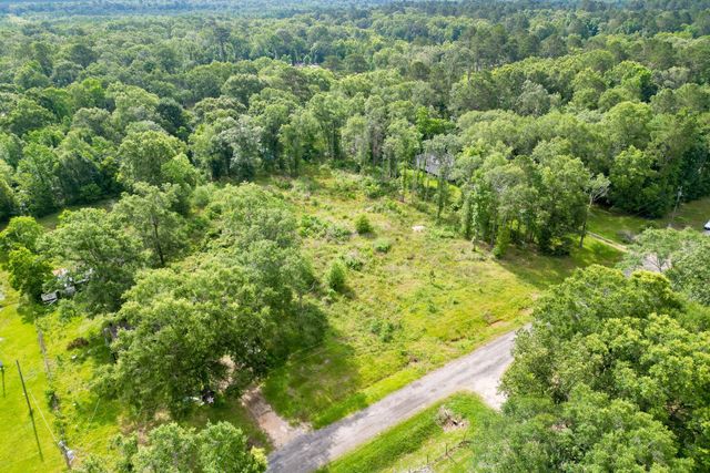 664 County Road 2146, Cleveland, TX 77327