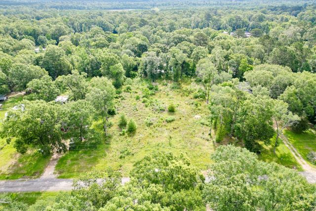 664 County Road 2146, Cleveland, TX 77327