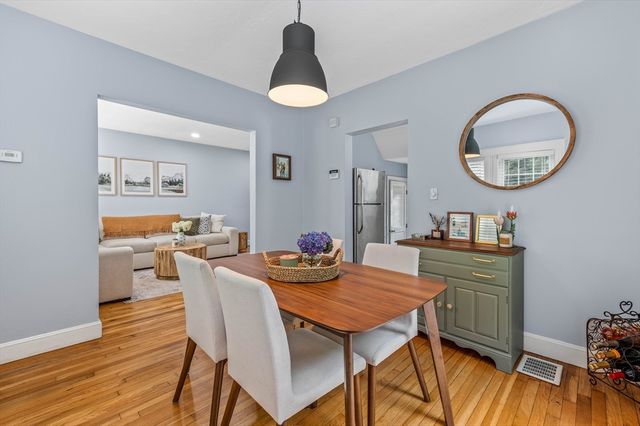 85 Lincoln Rd, Walpole, MA 02081