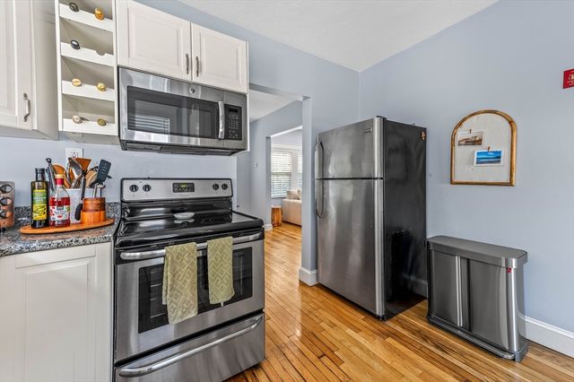 85 Lincoln Rd, Walpole, MA 02081