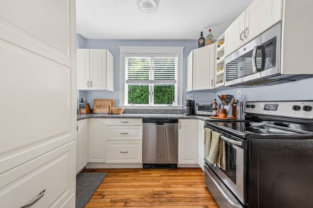 85 Lincoln Rd, Walpole, MA 02081