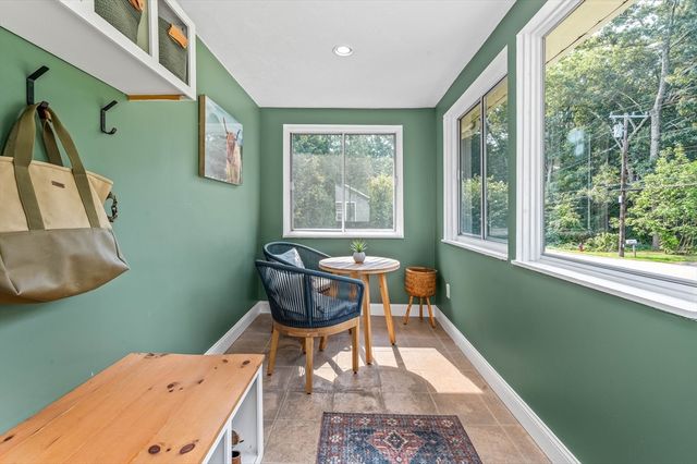 85 Lincoln Rd, Walpole, MA 02081