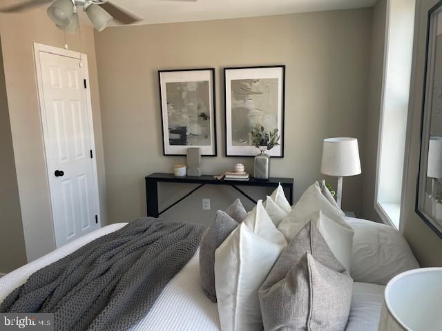 924 N BELNORD AVE, Baltimore, MD 21205