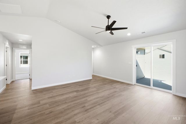 2282 W Tar Sands Dr, Kuna, ID 83634
