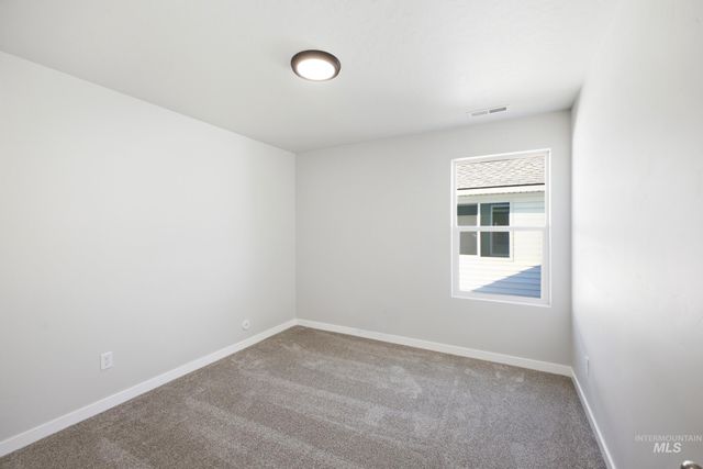 2282 W Tar Sands Dr, Kuna, ID 83634