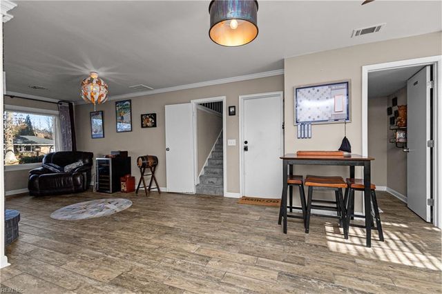 4641 Curtiss DR, Virginia Beach, VA 23455