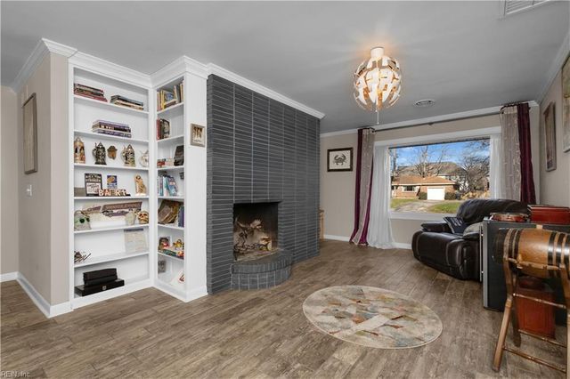 4641 Curtiss DR, Virginia Beach, VA 23455