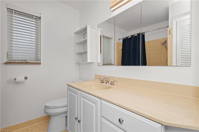 4641 Curtiss DR, Virginia Beach, VA 23455