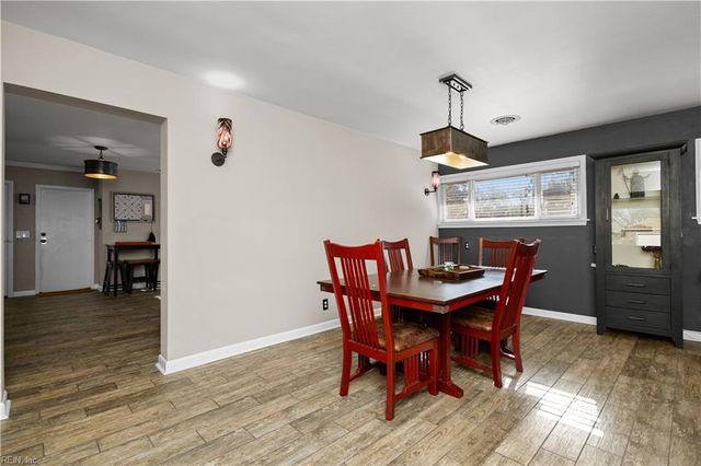 4641 Curtiss DR, Virginia Beach, VA 23455