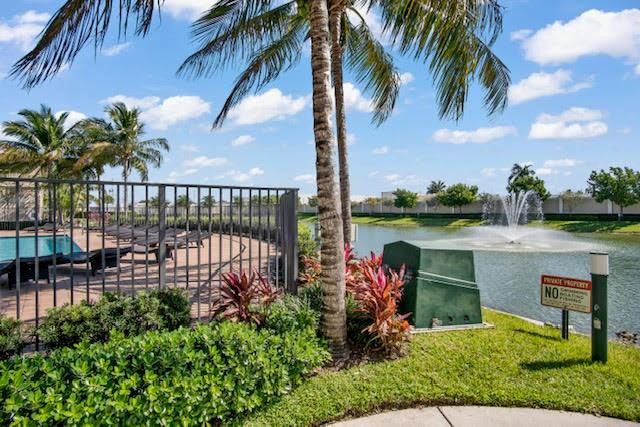 4210 N Dixie Highway 29, Oakland Park, FL 33334