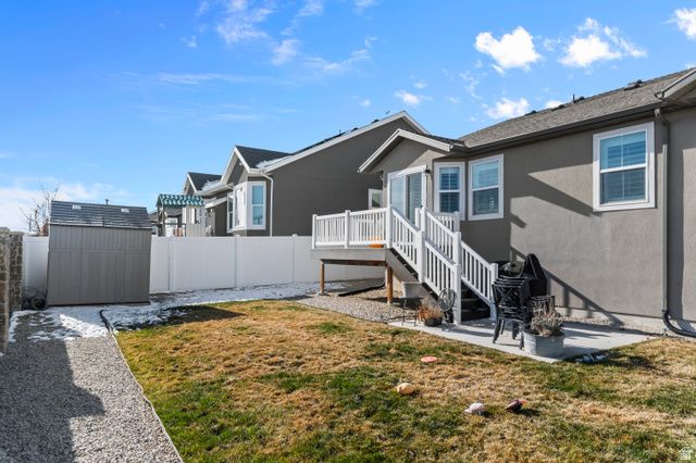 8433 S JAYSON DR, West Jordan, UT 84081