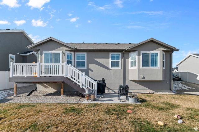 8433 S JAYSON DR, West Jordan, UT 84081