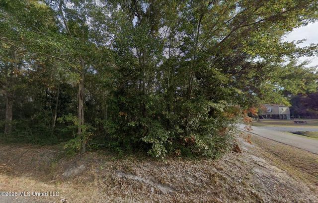 5040 Long Street, Bay Saint Louis, MS 39520