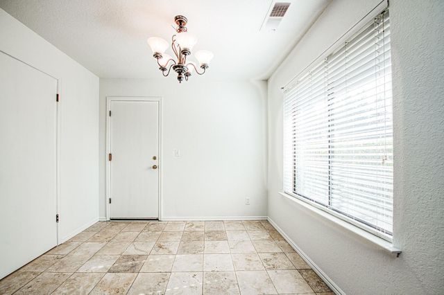 8166 N Raisina Avenue, Fresno, CA 93720