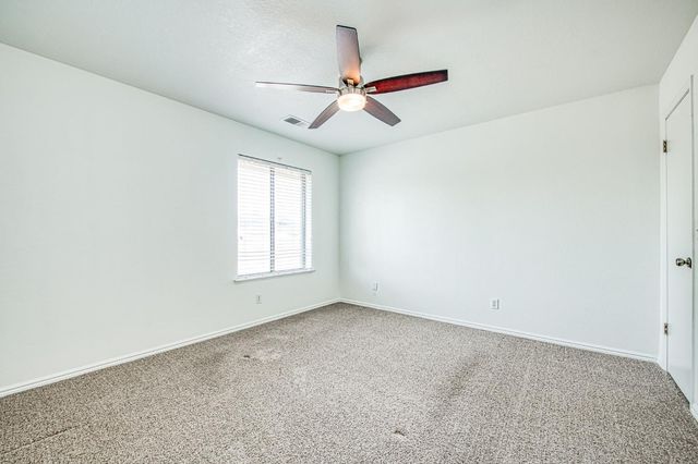 8166 N Raisina Avenue, Fresno, CA 93720