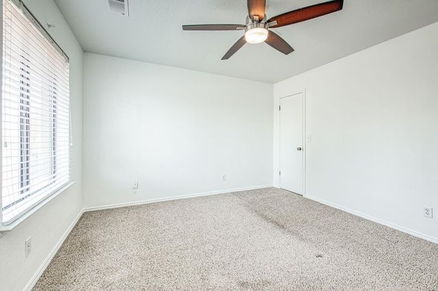 8166 N Raisina Avenue, Fresno, CA 93720