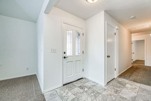 8166 N Raisina Avenue, Fresno, CA 93720