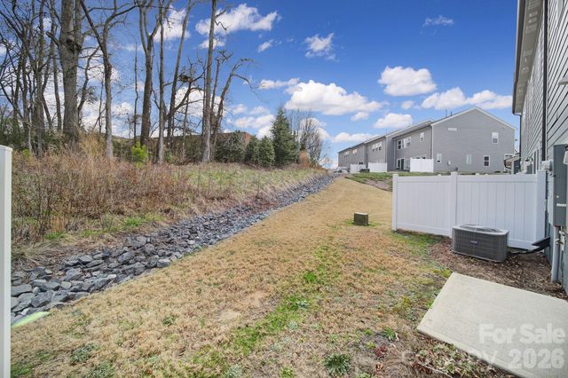 516 Madison Falls Court, Fort Mill, SC 29708